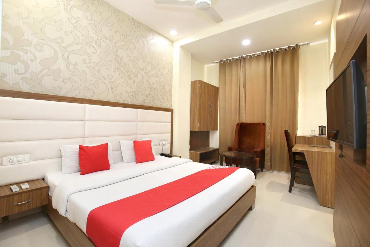 Capital O 8510 Welcome Inn Amritsar Exterior photo