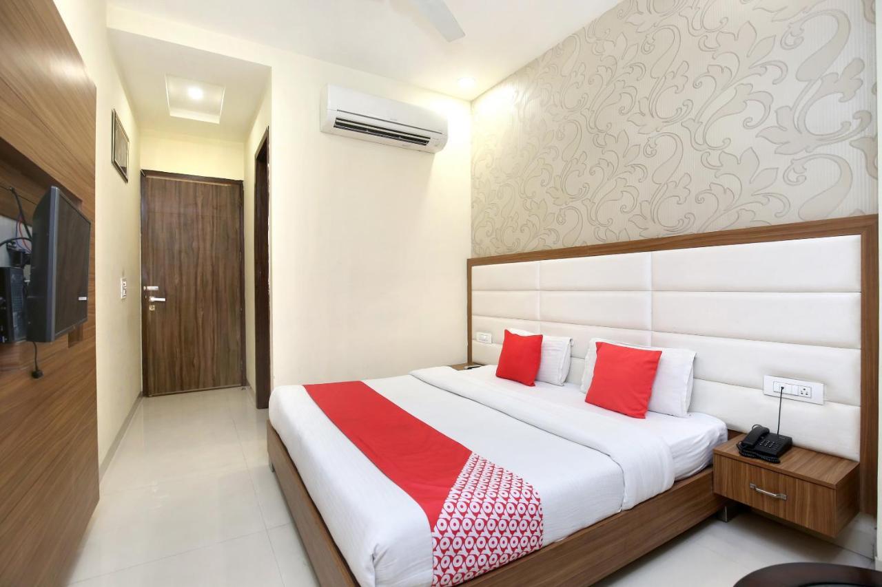 Capital O 8510 Welcome Inn Amritsar Exterior photo