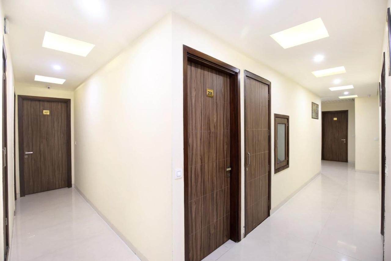 Capital O 8510 Welcome Inn Amritsar Exterior photo