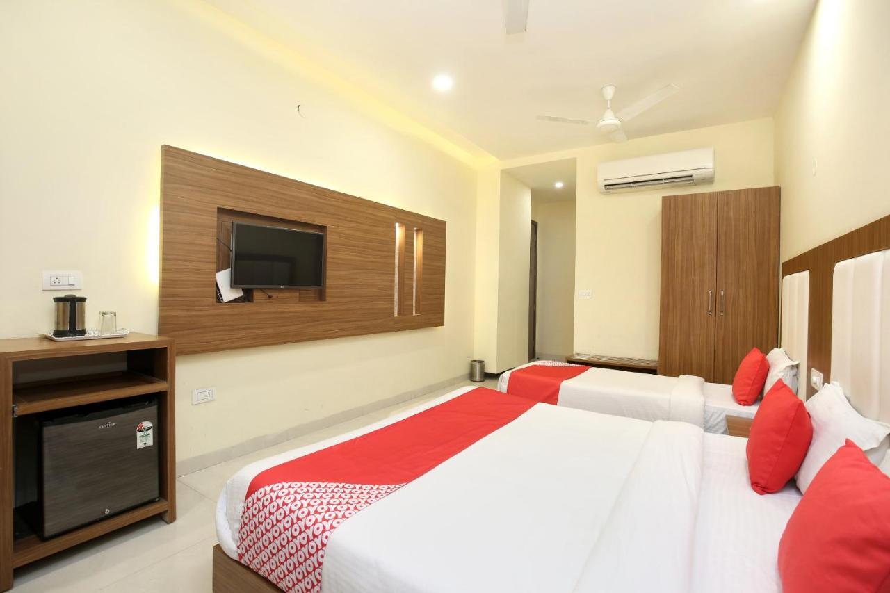 Capital O 8510 Welcome Inn Amritsar Exterior photo