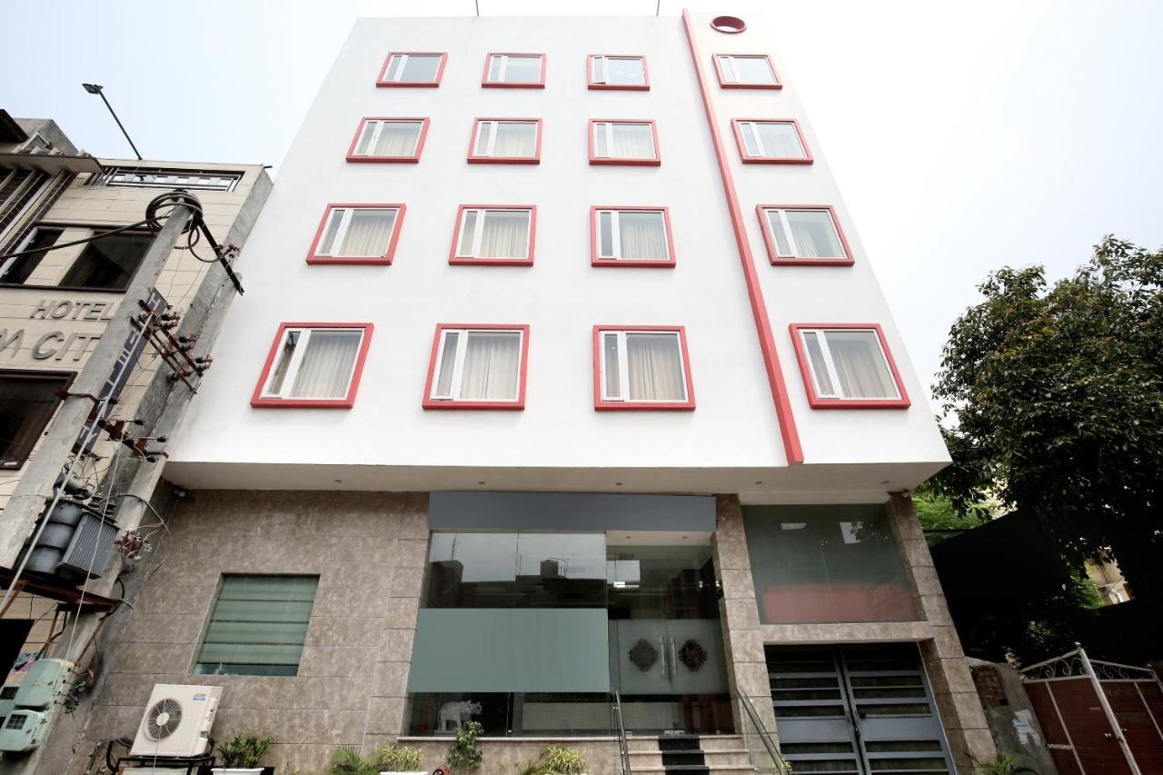 Capital O 8510 Welcome Inn Amritsar Exterior photo