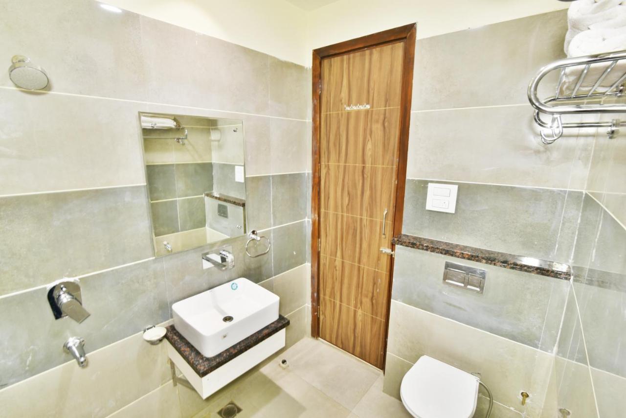 Capital O 8510 Welcome Inn Amritsar Exterior photo